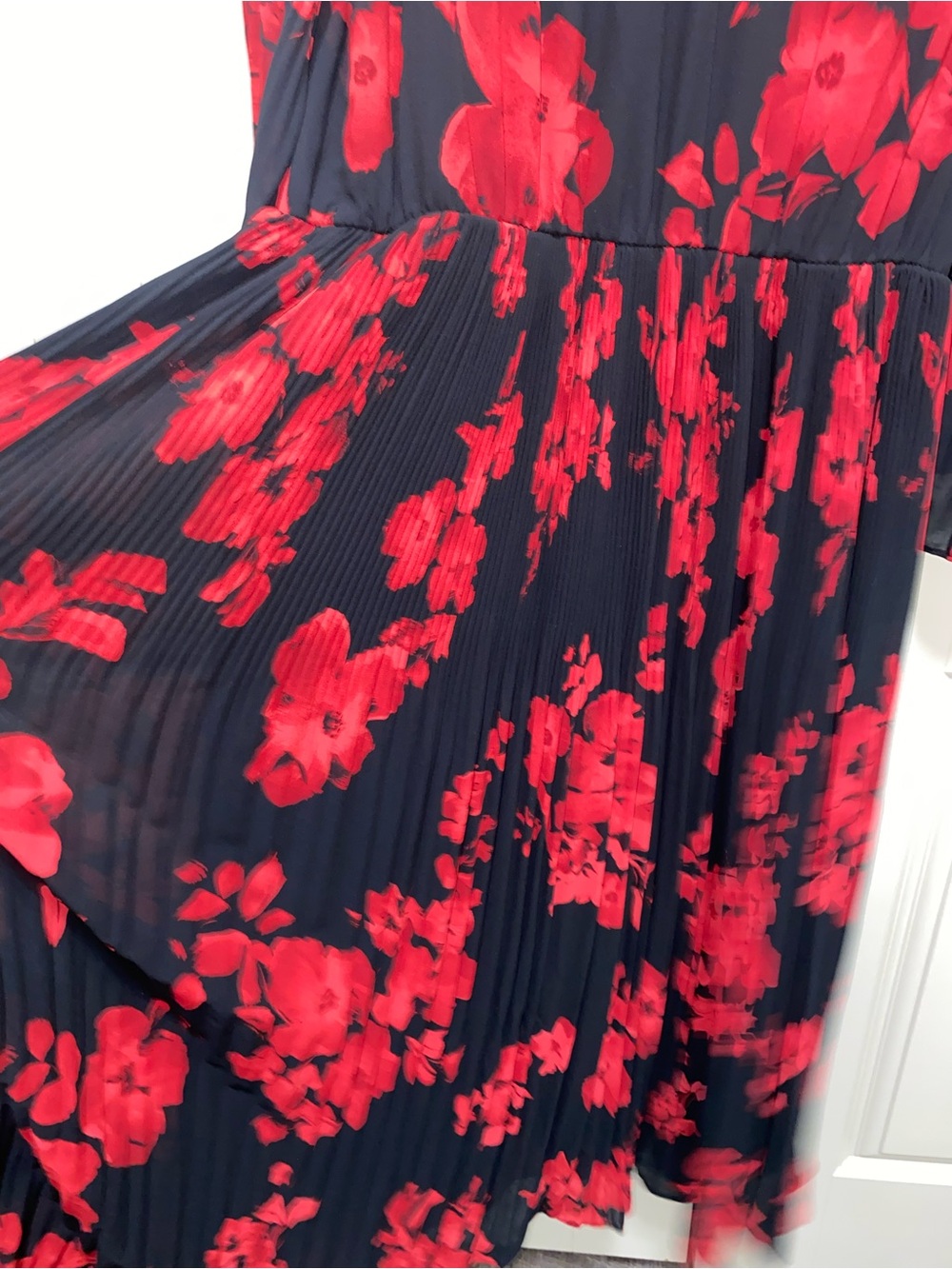 H&M Black & Red Floral Midi Dress - Elegant Women's Dress size 12 - Picture 3 of 5